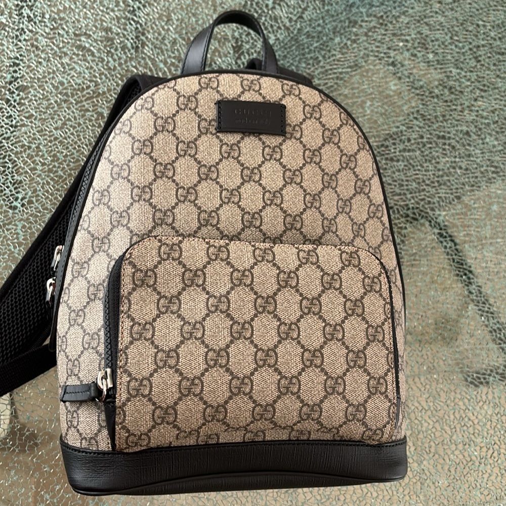 GUCCI Backpack GG Supreme Small Beige/Ebony